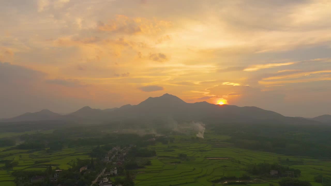 南陵县最高峰大工山(戴公山)