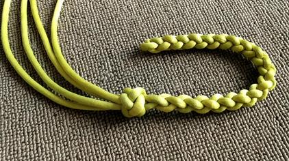 绳子自制鞭子图片