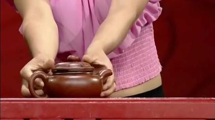 无敌队长04:372820次观看·2年前安晓烨得知小鬼子杀害了师傅和艳艳