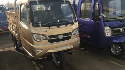 8447次观看·10个月前福田五星三轮摩托车,在农村拉货卖菜比较实用