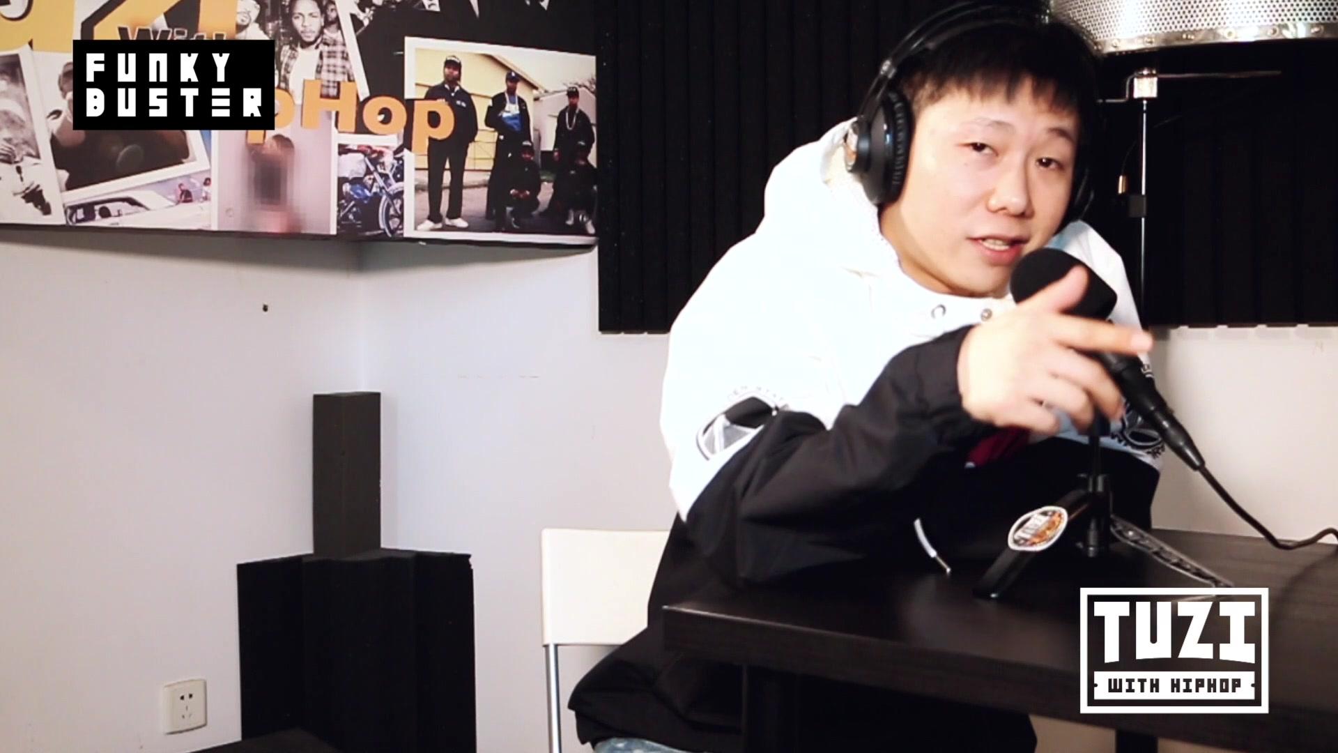 represent南京的真og mc光光带来freestyle表演!punchline频出!